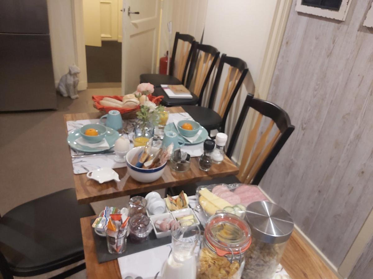 זוולה B&B Bij De Sassenpoort מראה חיצוני תמונה