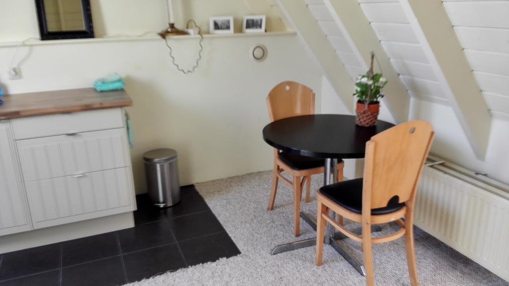 זוולה B&B Bij De Sassenpoort מראה חיצוני תמונה